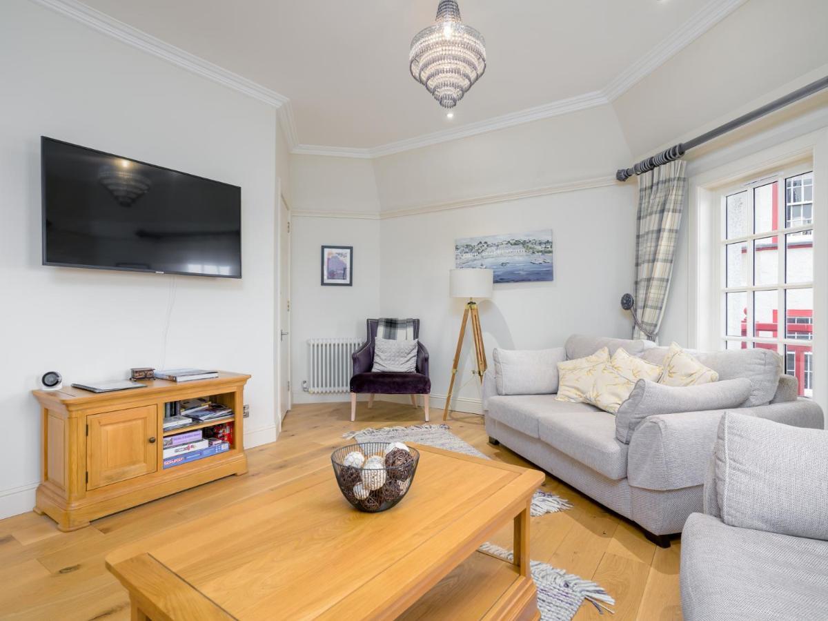 Pass The Keys Historic Ramsay Garden Apt With Balcony Views Edimburgo Exterior foto